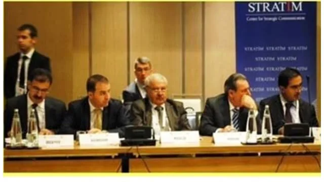 وفد من مكتب العلاقات الخارجية يشارك في منتدى اسطنبول