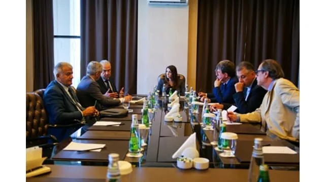 The Head of Foreign Relations Office, Hoshyar Siwaily met with a delegation from Italy who is on a short visit to Kurdistan Region. The delegation, in addition to the Consul General of Italy.