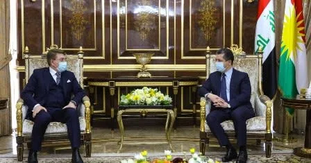 Prime Minister Masrour Barzani receives world class Kurdish Doctor Azad Najar
