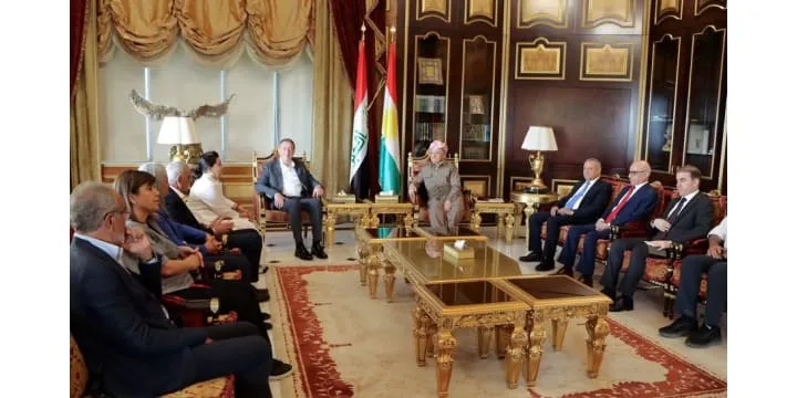 الرئيس بارزاني يستقبل وفداً رفيع المستوى من حزب المساواة وديمقراطيةالشعوب