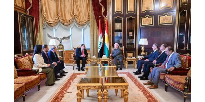 الرئيس بارزاني يستقبل عدداً من الشخصيات الآشورية المقيمة في الولايات المتحدة