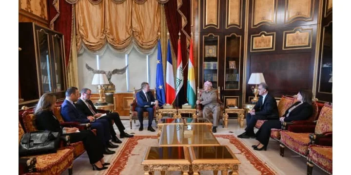 الرئيس بارزاني يلتقي السفير الفرنسي لدى بغداد والاخير يهنئه على الفوز في الانتخابات