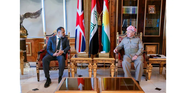 الرئيس بارزاني يستقبل السفير البريطاني لدى العراق